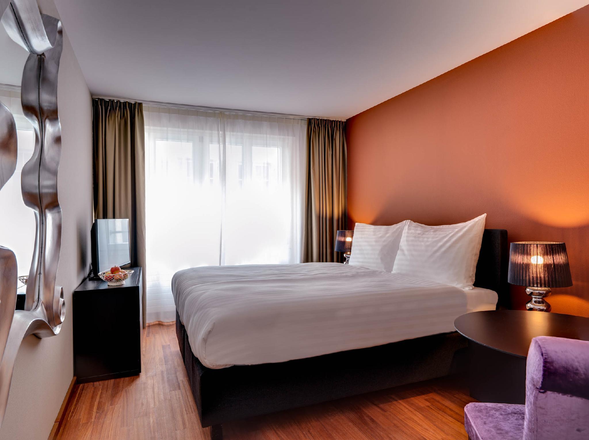 Aparthotel Adler 2/10