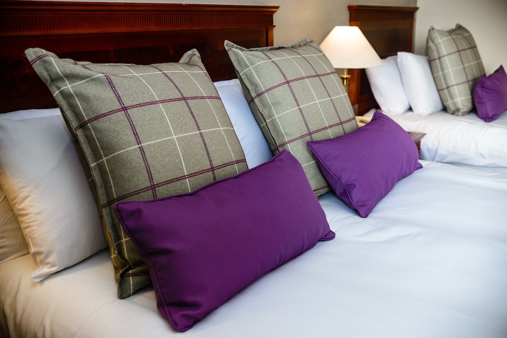 Knightsbrook Hotel Spa Golf Resort 18/69