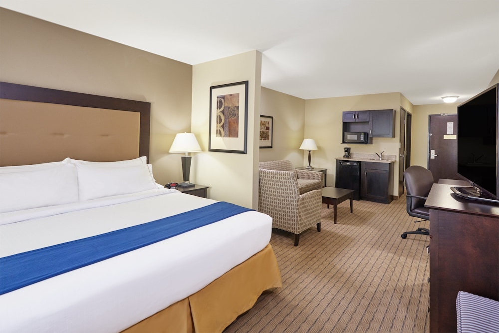 Holiday Inn Express Hotel And Suites Madison Verona 19/58