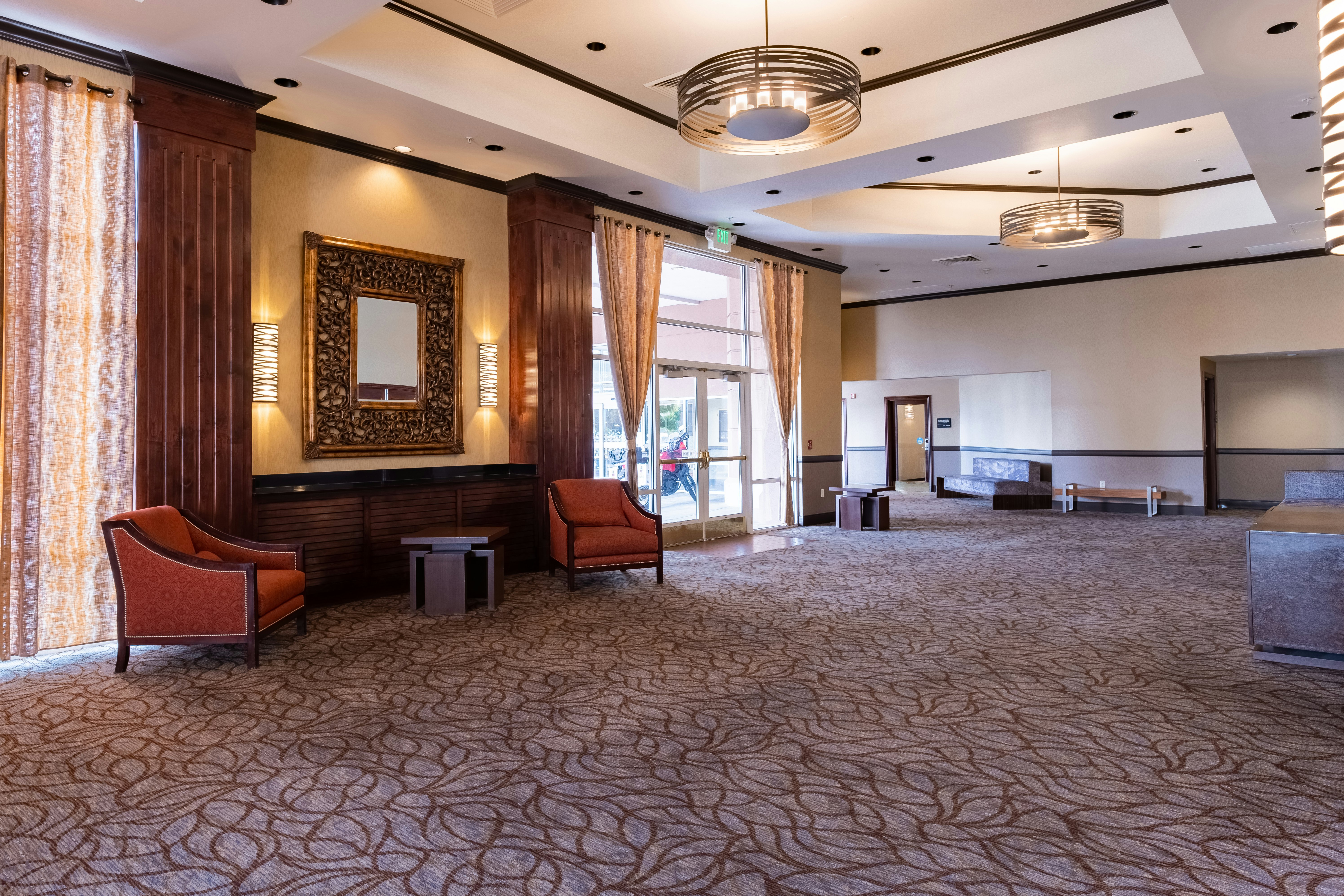 Hampton Inn Suites Salt Lake City Airport 42/82