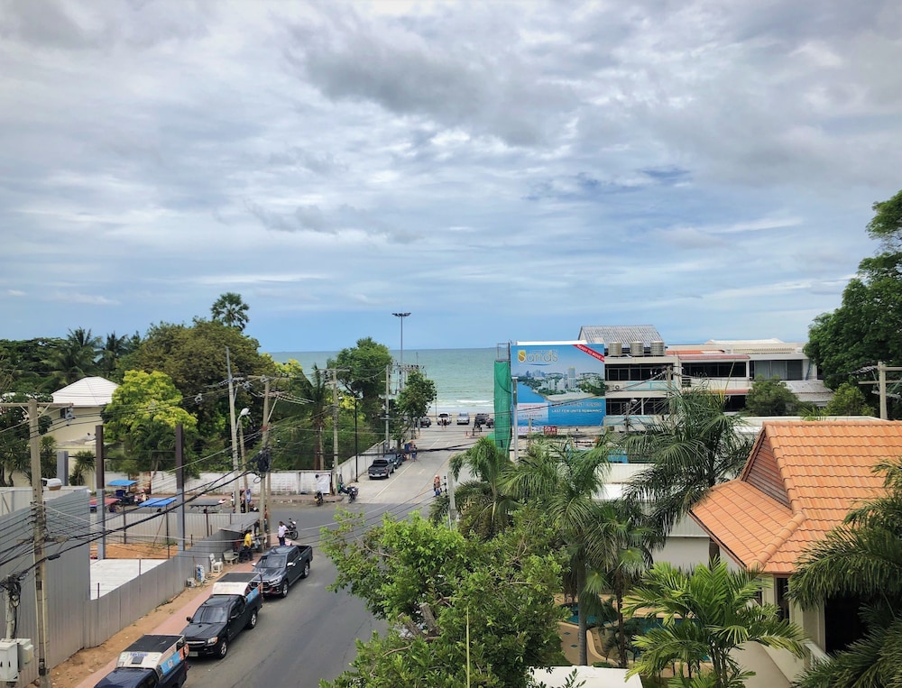 Baan Talay 13/48