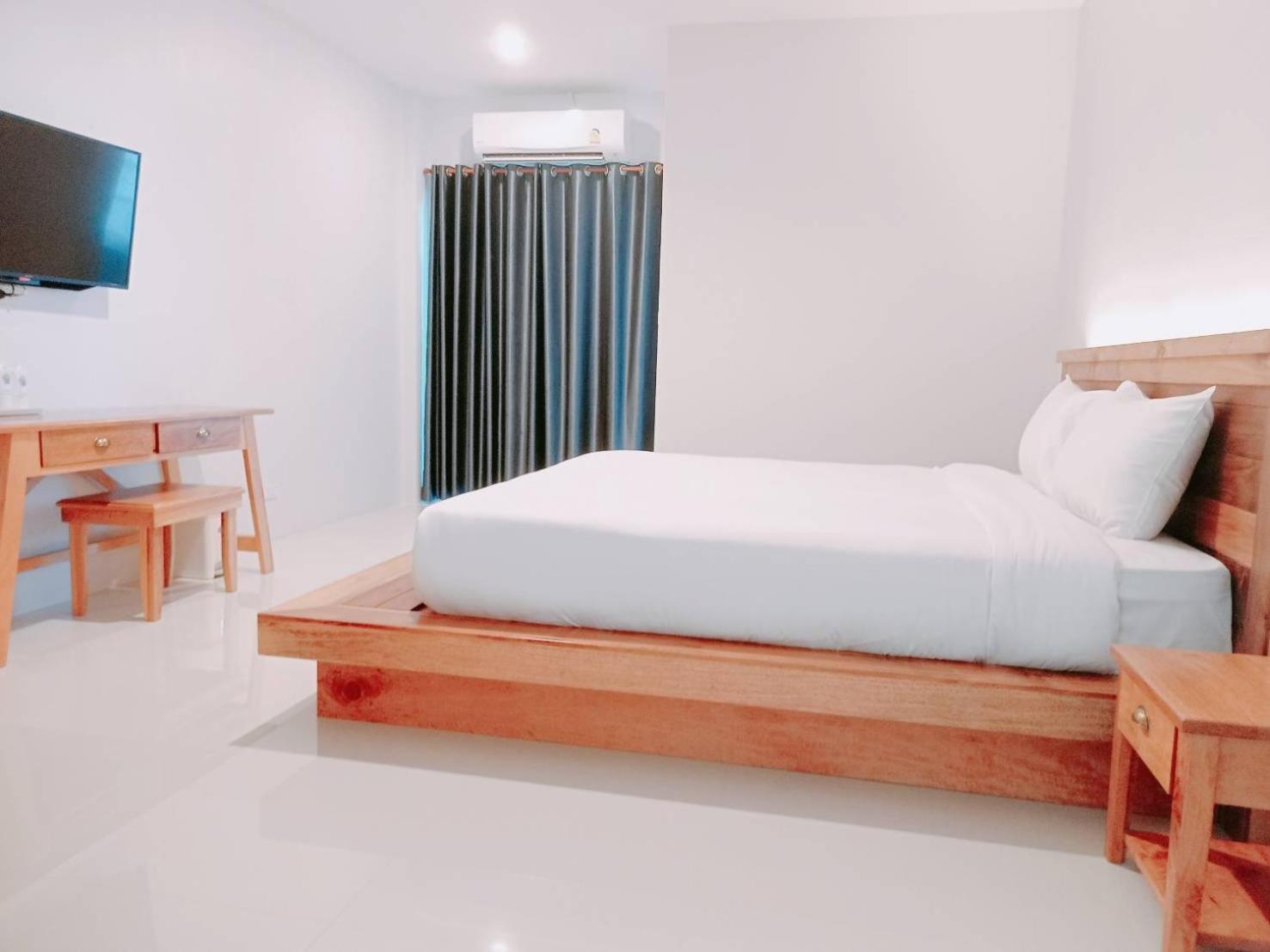 Greenish Ranong Hotel 17/50