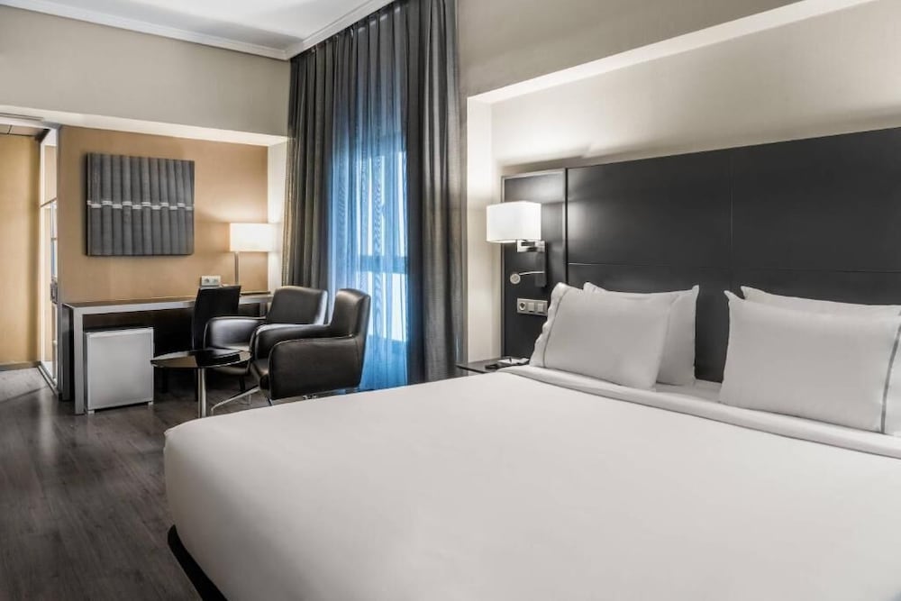 Room, Queen Bed