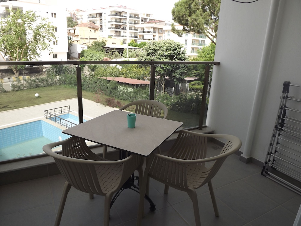 Opus Apart Hotel 49/63