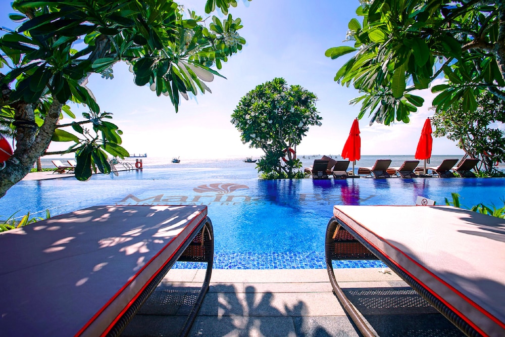 Marina Bay Vung Tau Resort & Spa 50/50