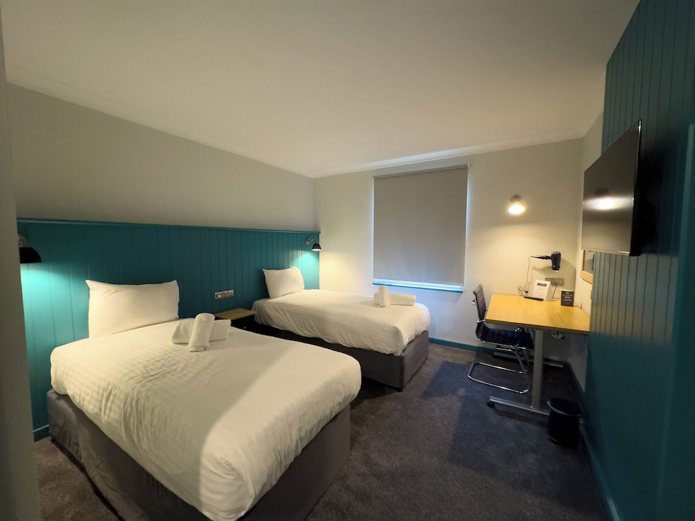 Renovated, Twin Beds