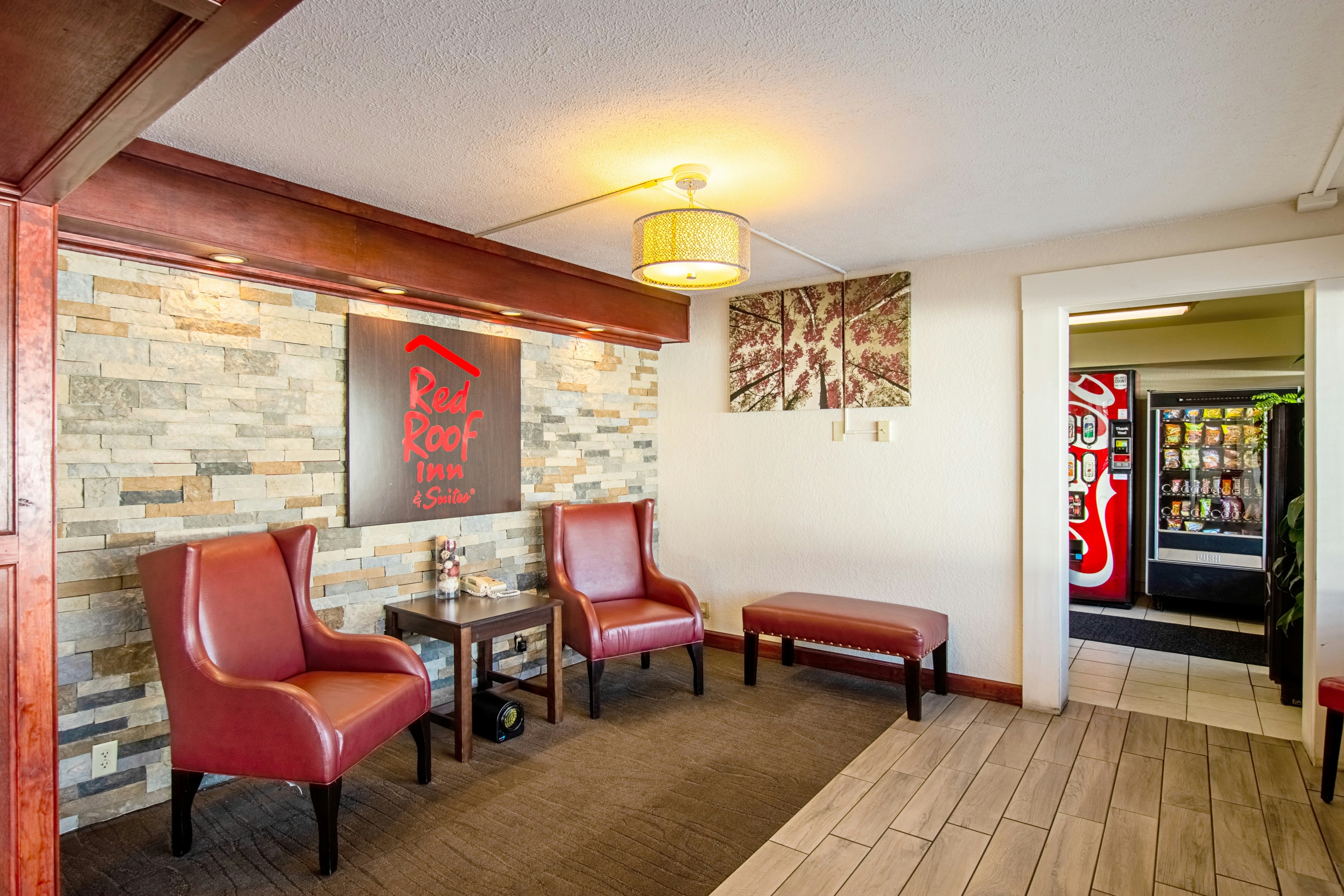 Red Roof Inn & Suites Battle Creek 26/38