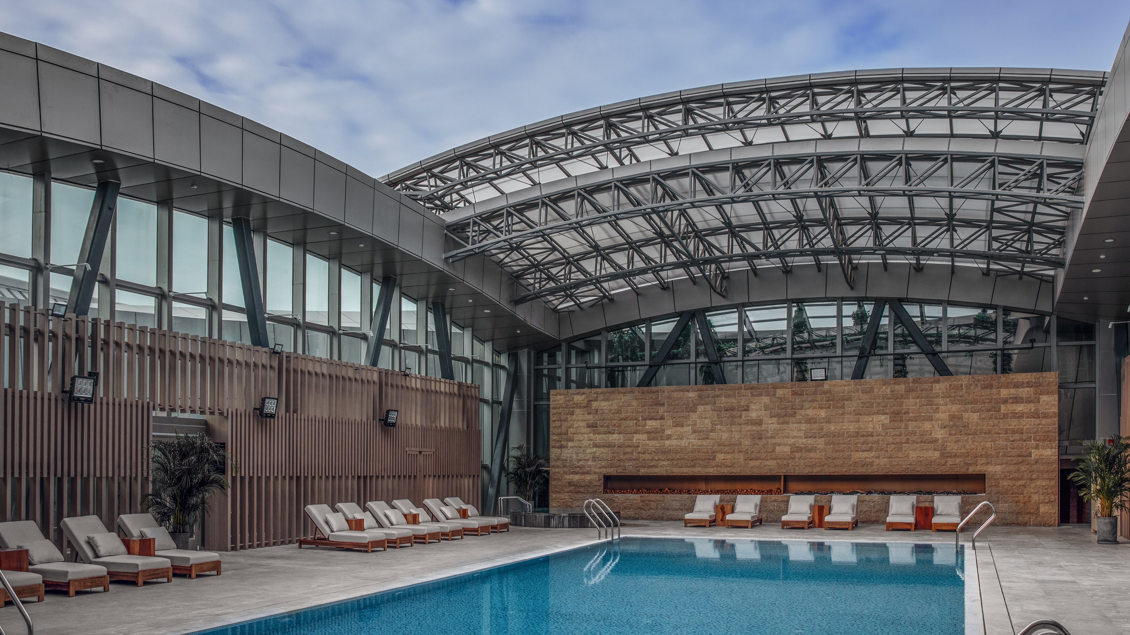 Intercontinental Tianjin Yujiapu Hotel And Residences 11/22