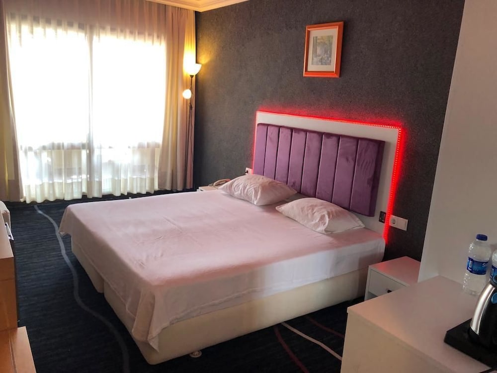 Suhan Seaport Hotel 18/42