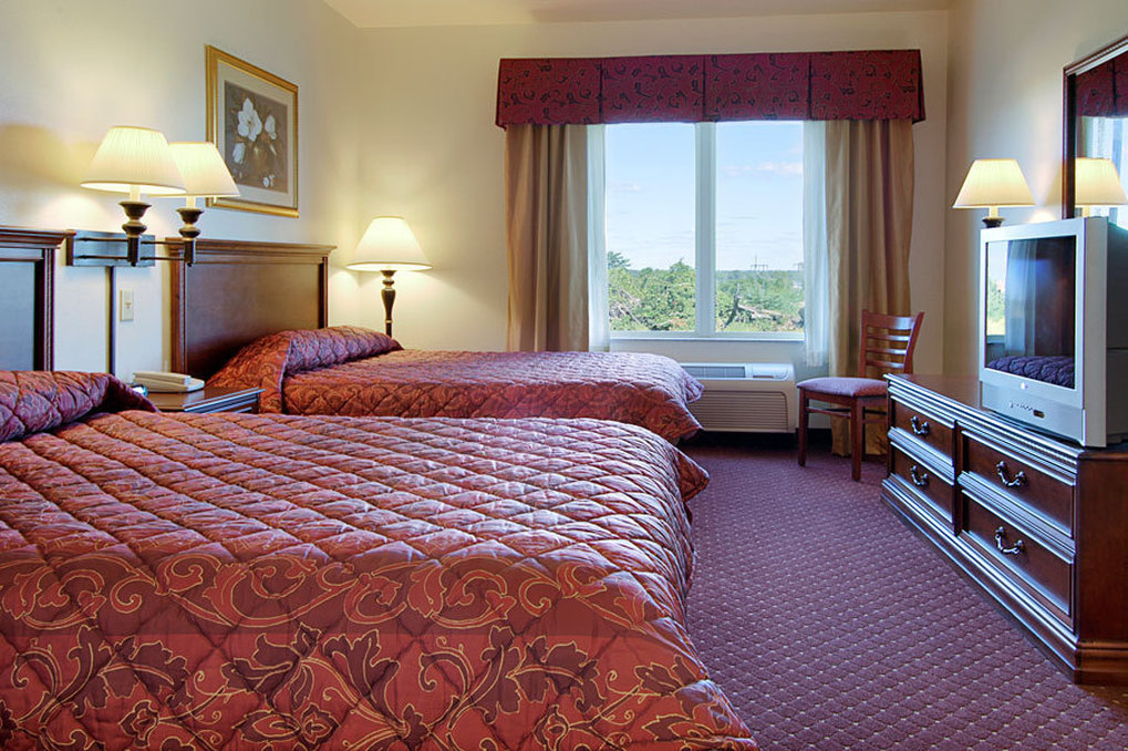 Holiday Inn Express Syracuse-Fairgrounds 29/75