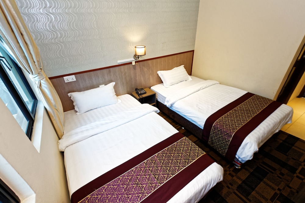 The Noble Hotel 14/48