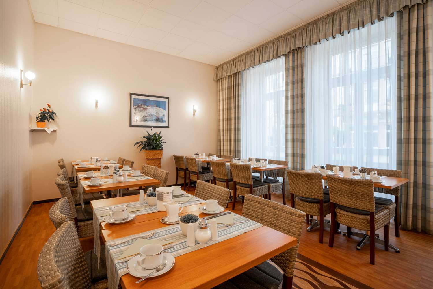 Comfort Hotel Am Kurpark Bad Homburg 12/15