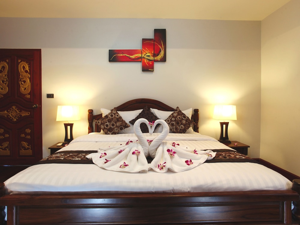 KATA SEA VIEW VILLAS 15/39