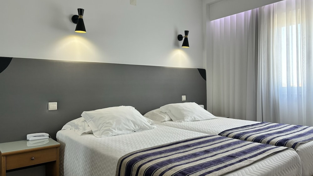 Varzinn Hotel (ex. Sol Povoa) 42/62