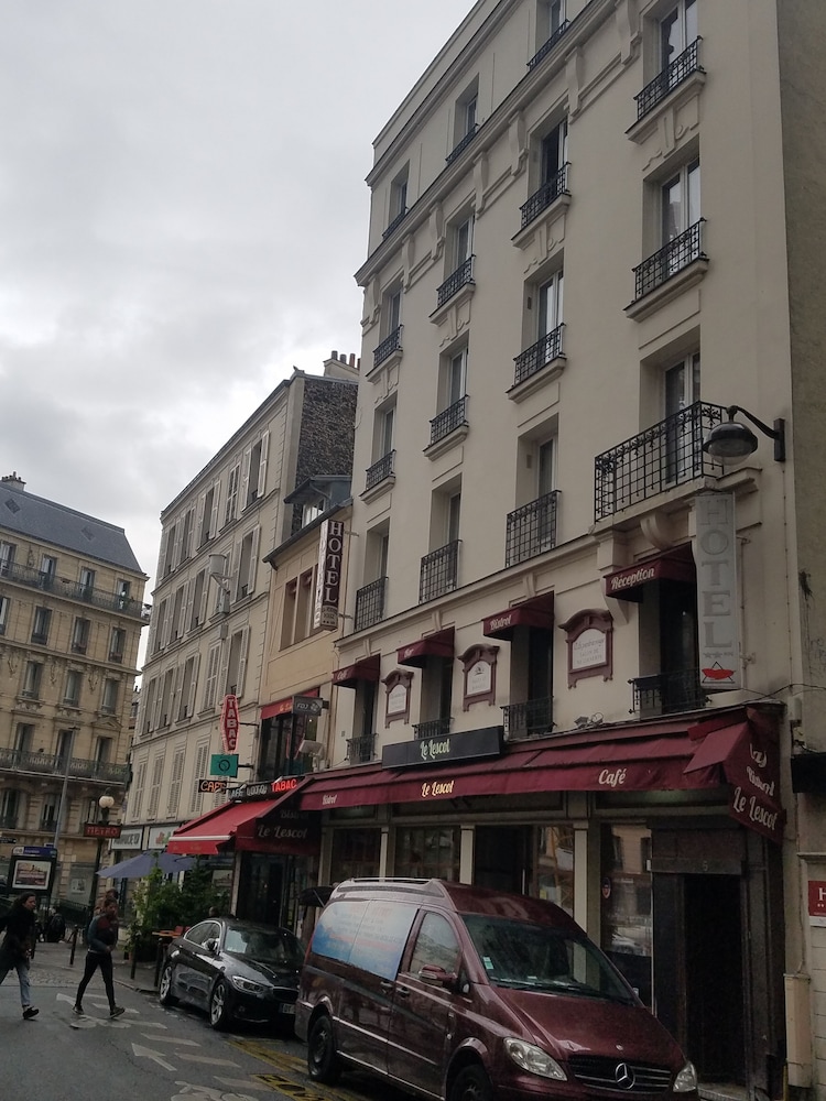 HOTEL DE LA PERDRIX ROUGE 7/71