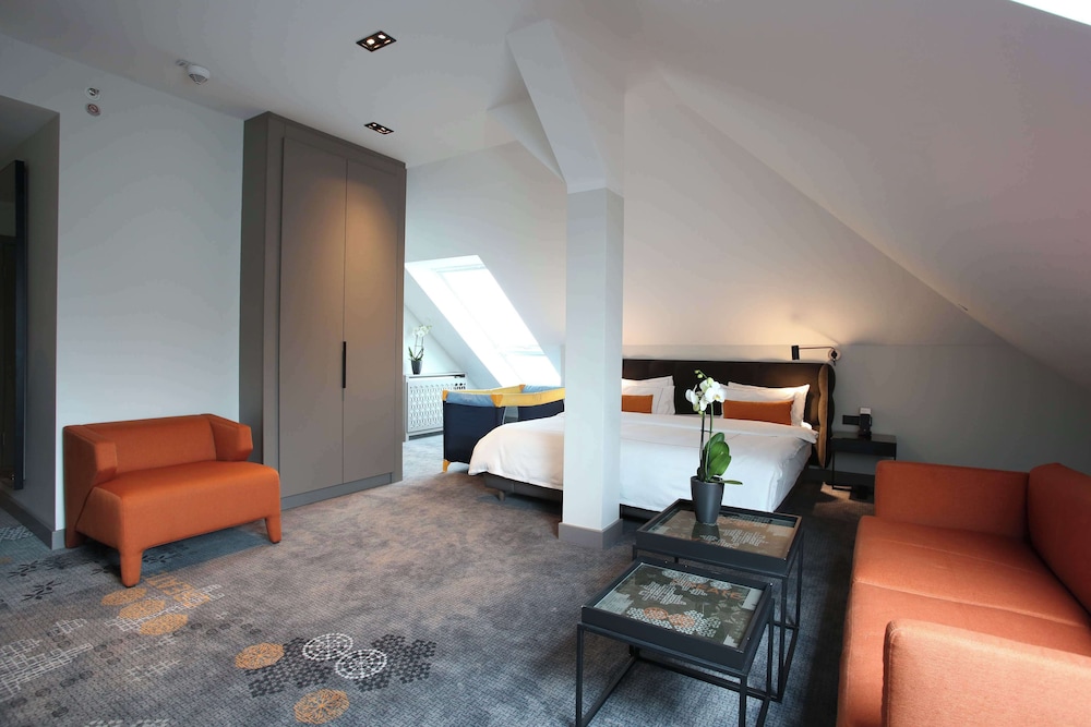 PARK PLAZA NUREMBERG 24/71