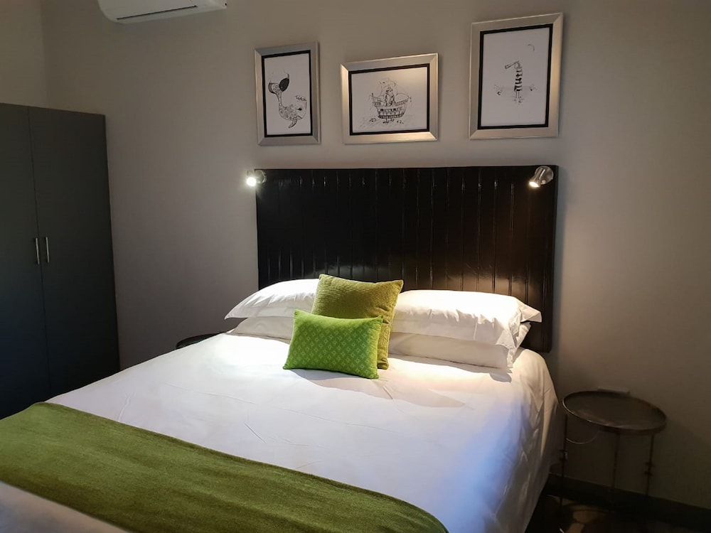 Port Del Mar Luxury Guesthouse 13/50