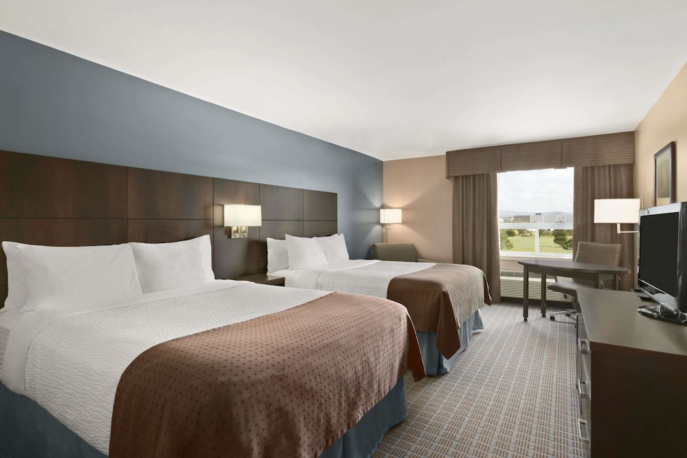 Days Inn Stephenville 5/24