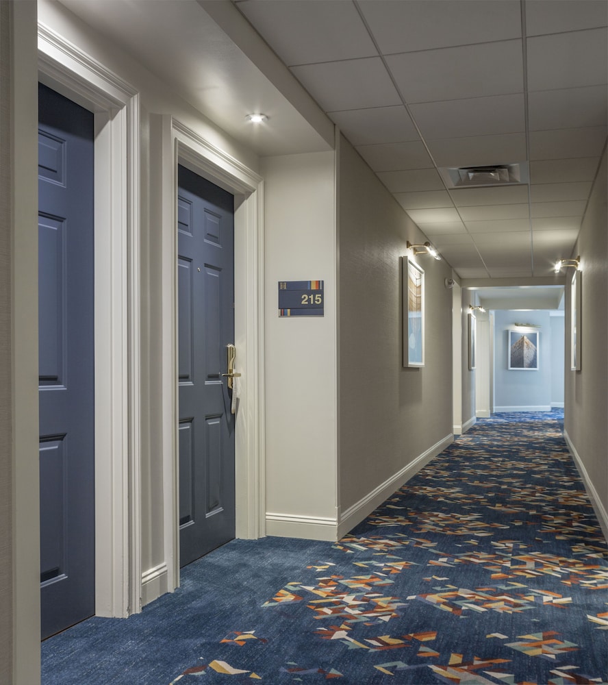 Portland Harbor Hotel 5/69