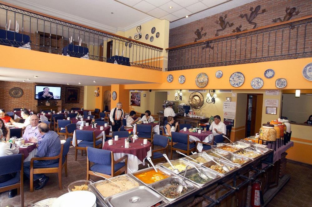 Hotel Santiago de Compostela 48/66