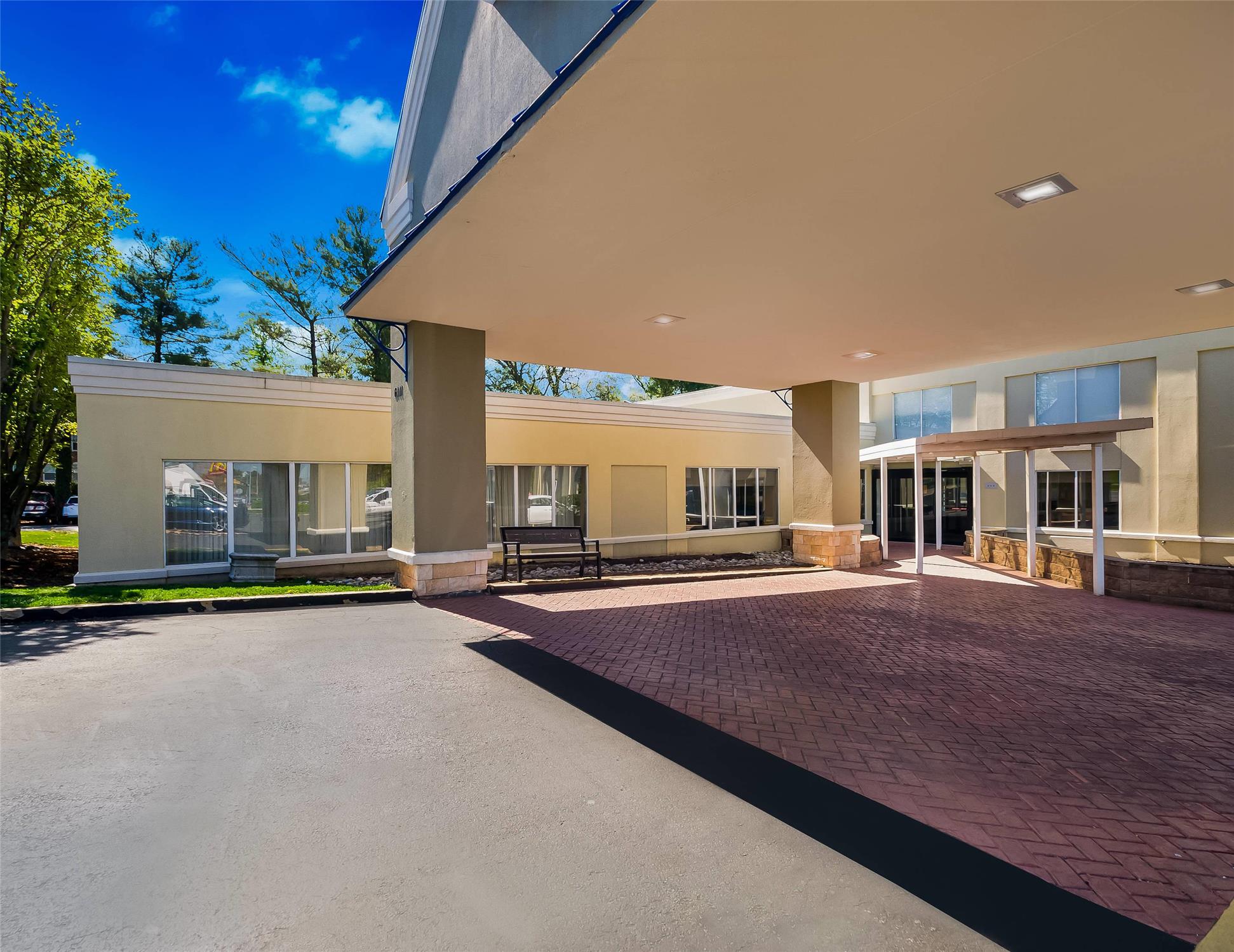 Comfort Inn Falls Church - Tysons Corner 33/35