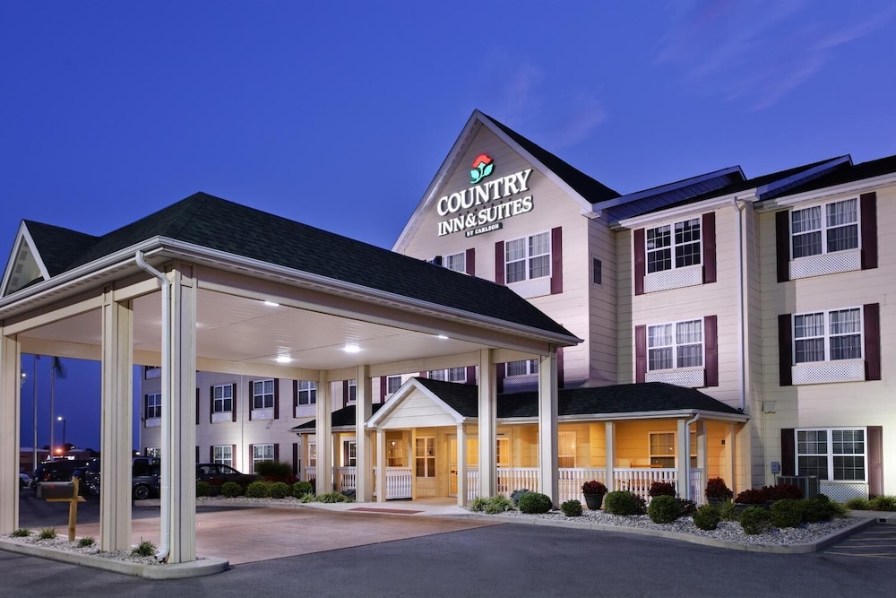 Country Inn & Suites by Radisson, Marion 3/64