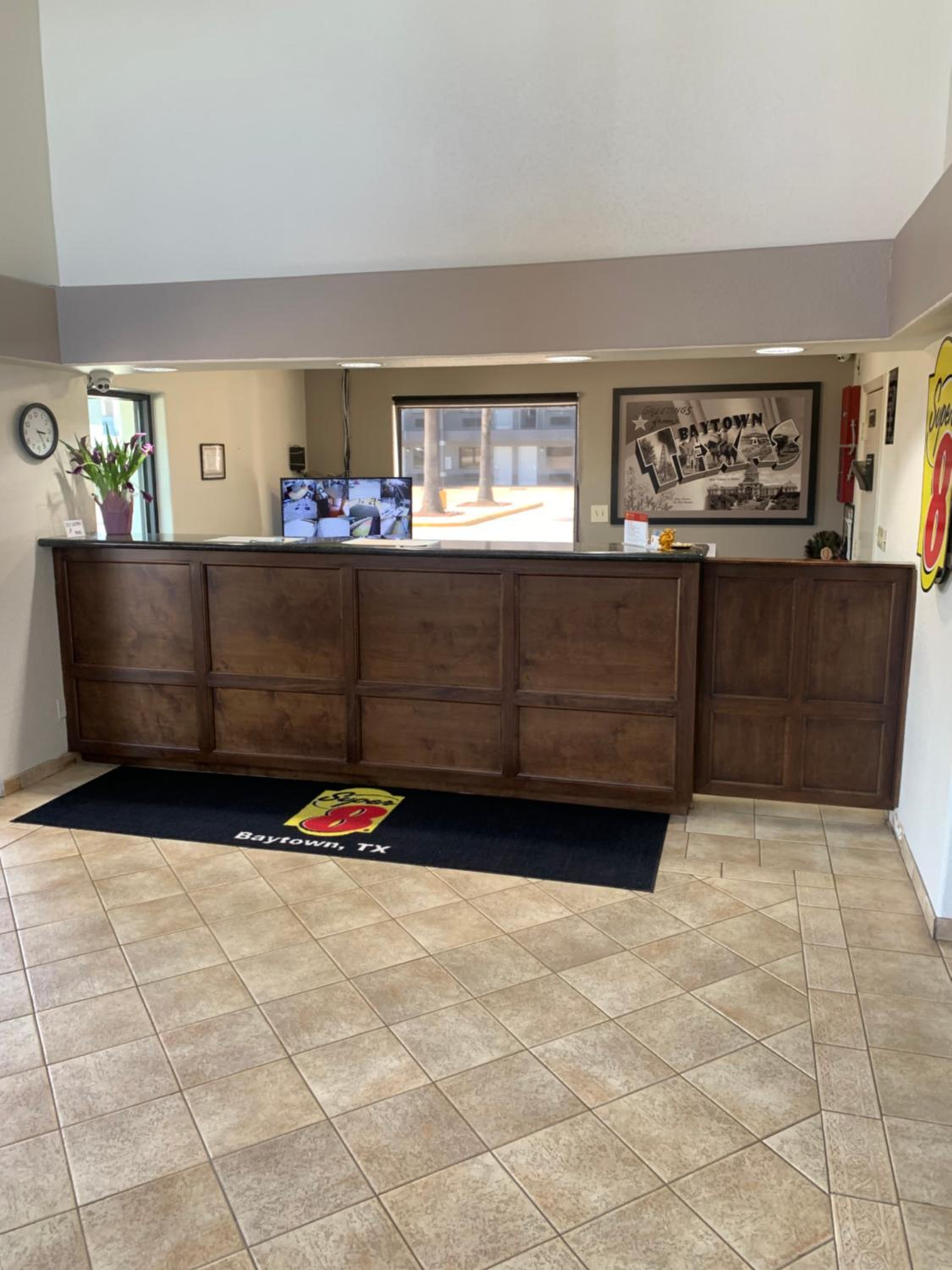 Hotel Baytown/I-10 2/56