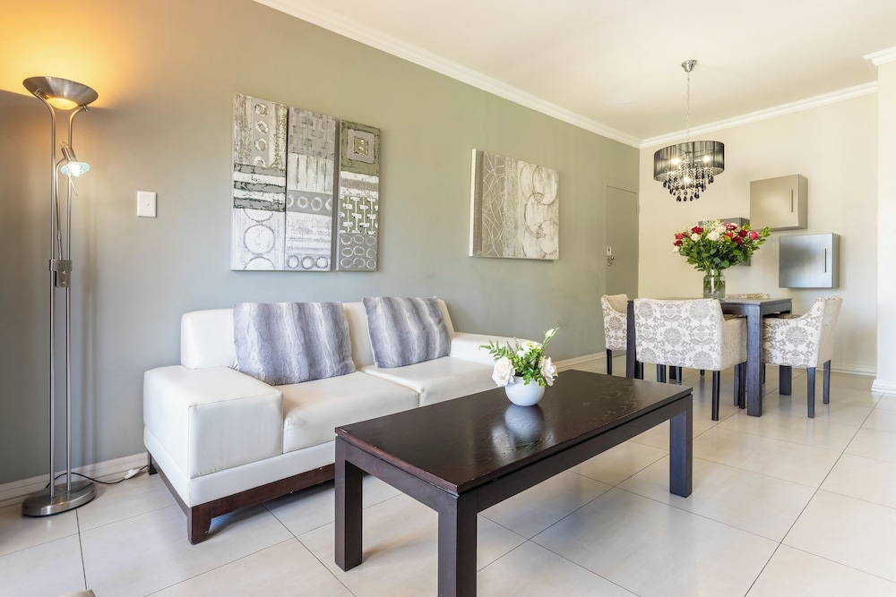 Devonvale Golf and Wine Estate 32/50