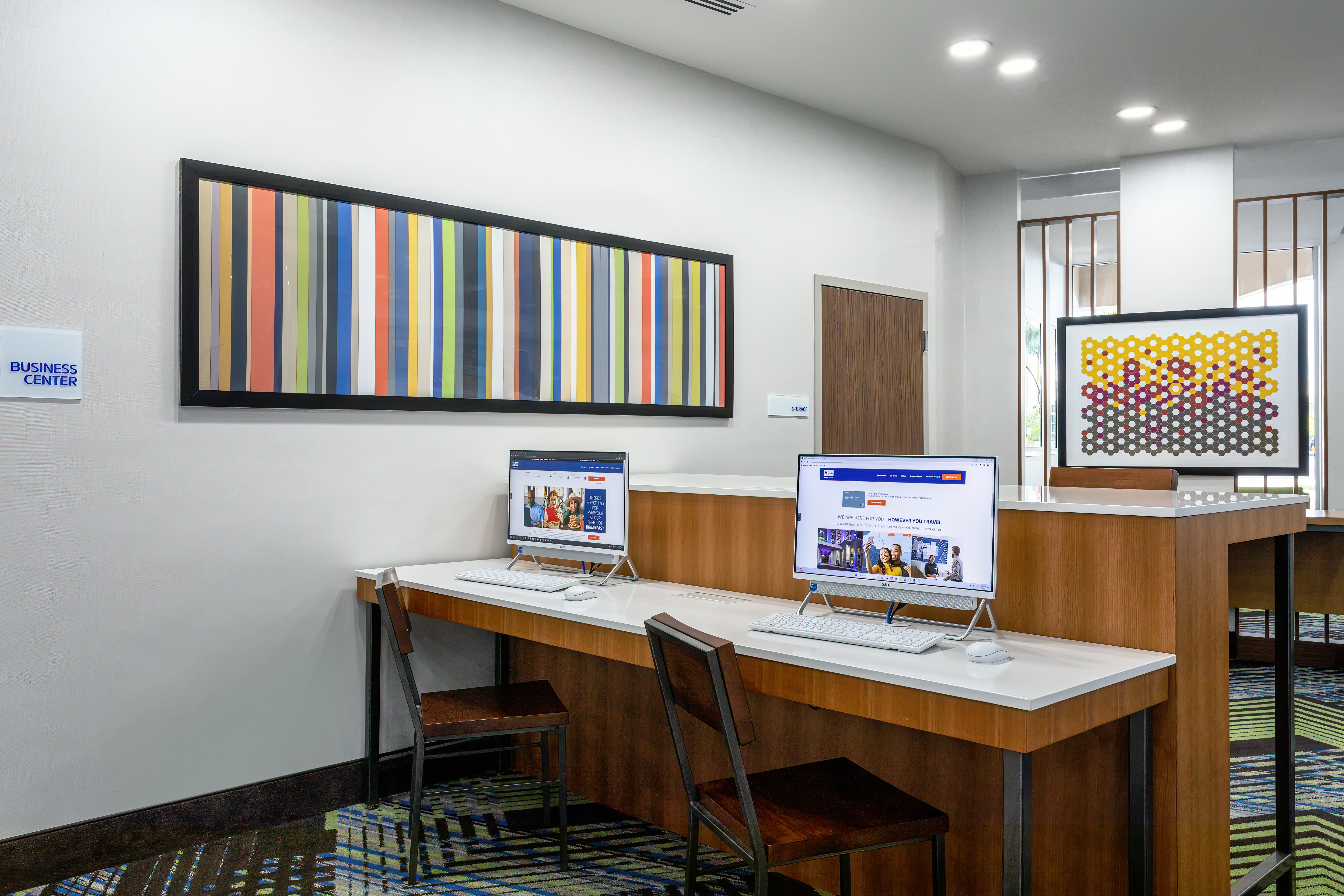Holiday Inn Express & Suites Miramar 57/71