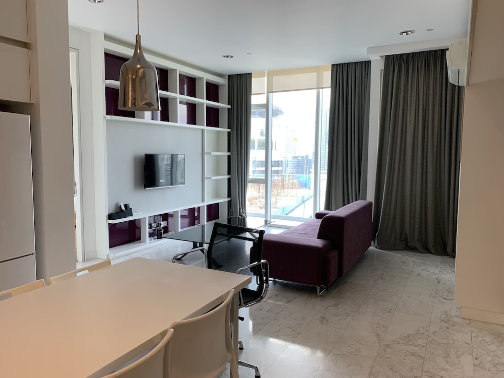 Platinum Service Suite at The Face 41/68