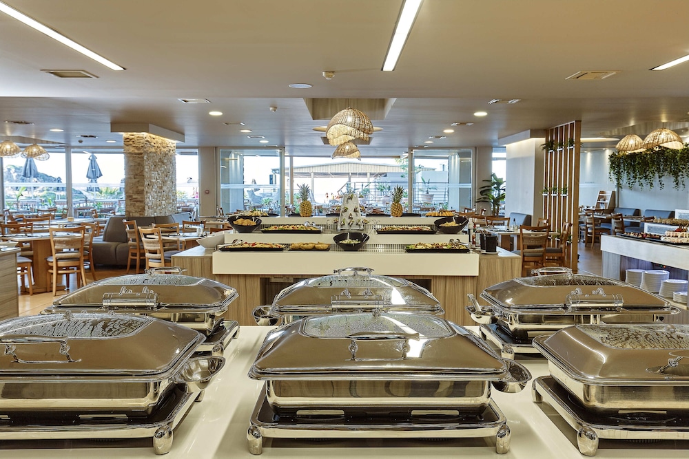 Blue Marine Resort and Spa 50/71