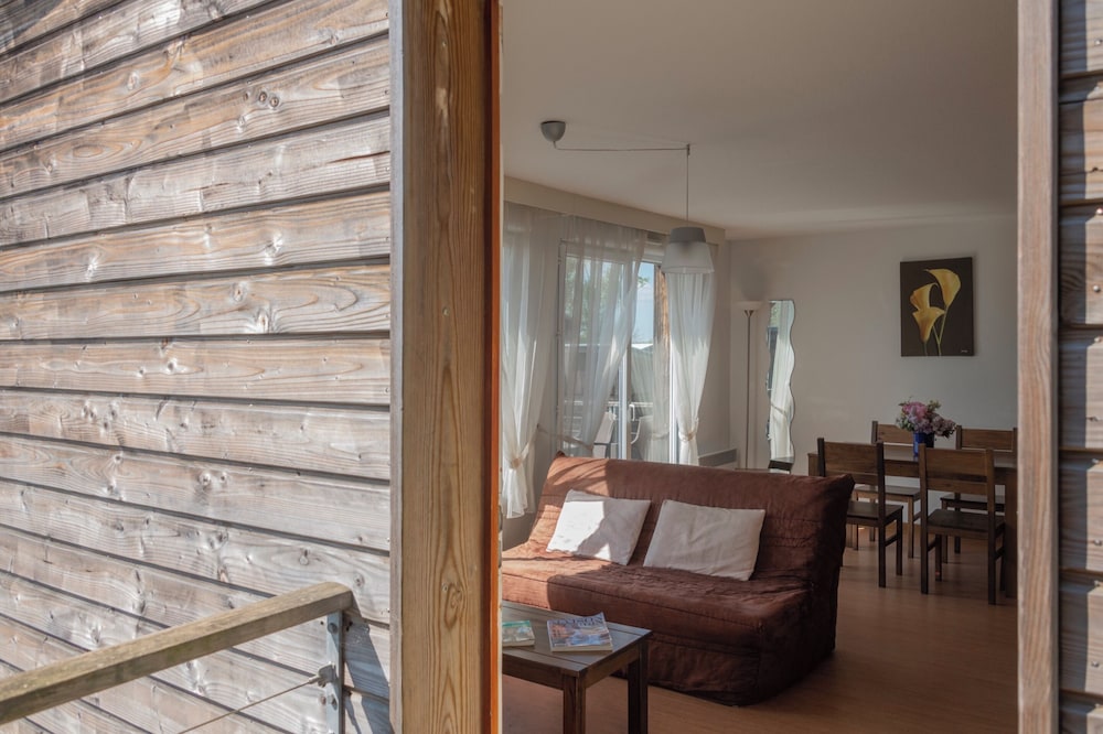 Residence Vacanceole Le Domaine de Saint Orens 38/64