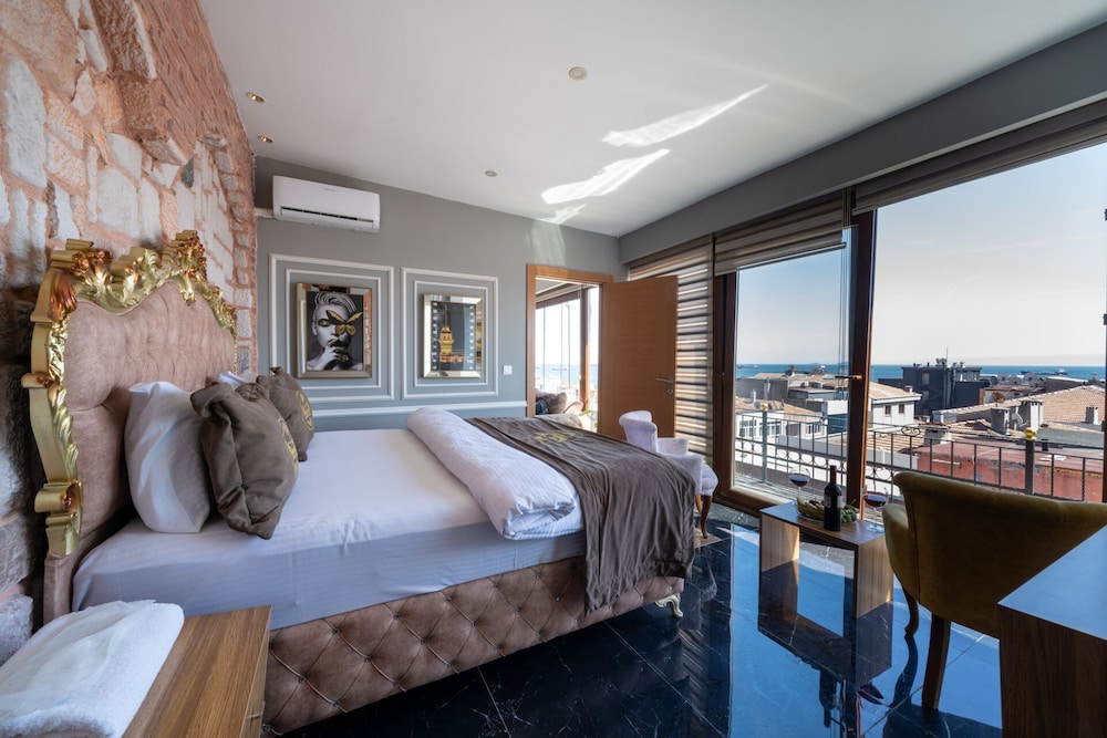 Holiday Business Otel 8/41