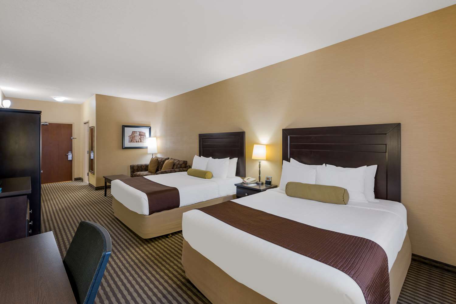 Room, 2 Queen Beds, Sofa
