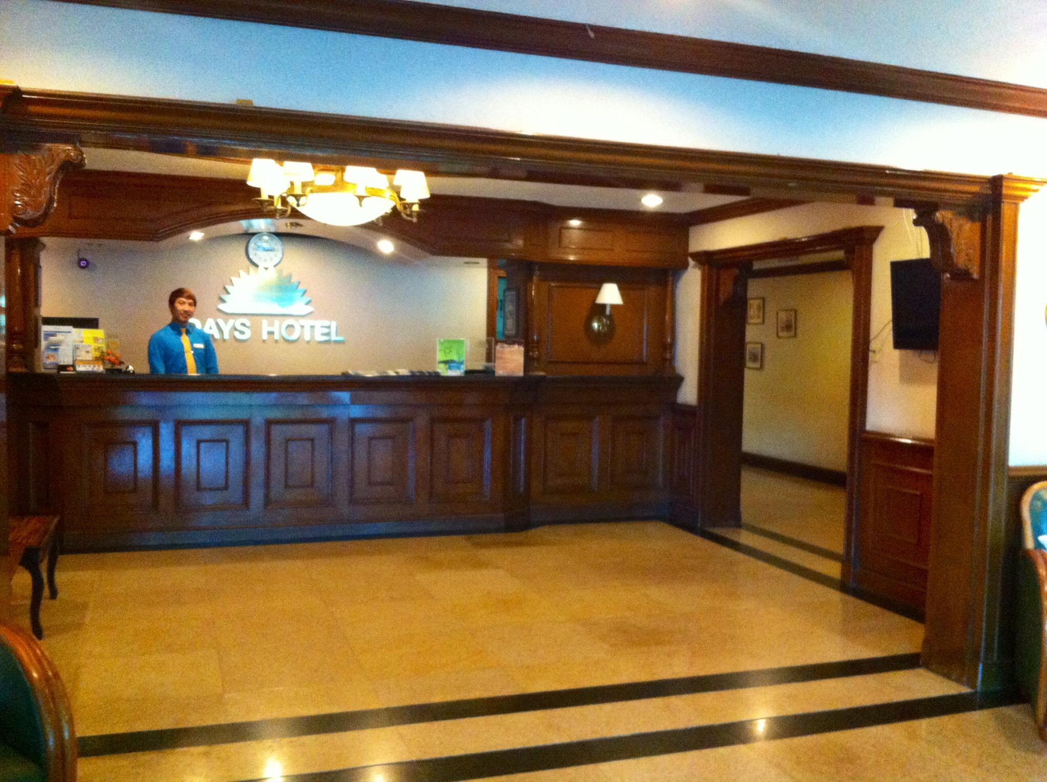 Days Hotel Batangas 5/36