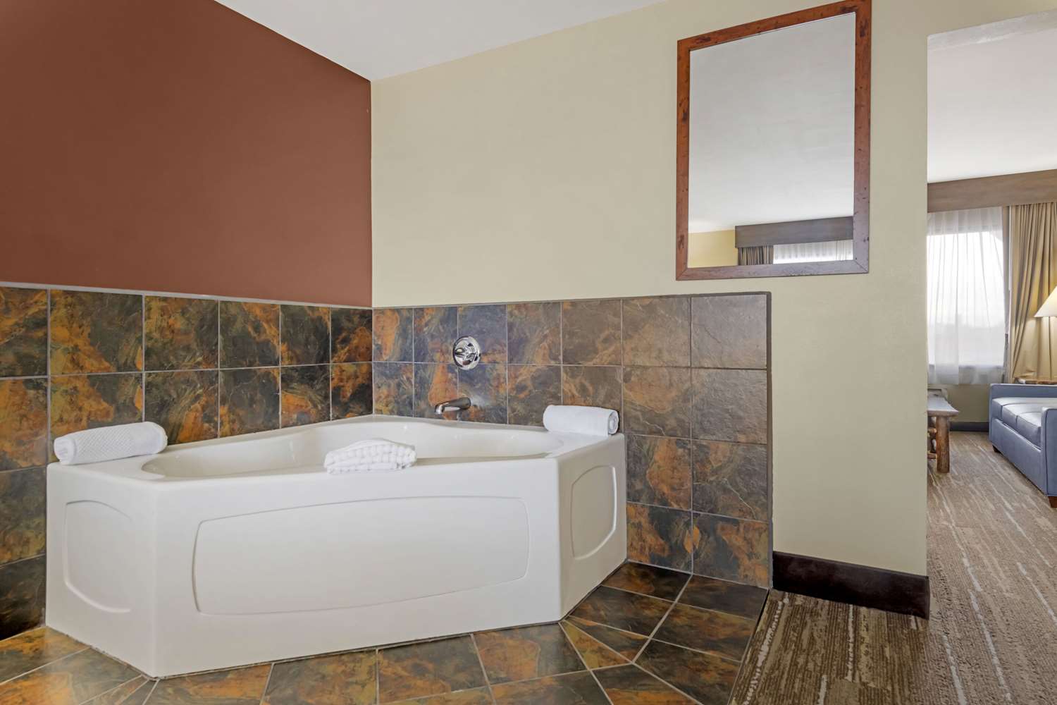 Quality Inn Ashland Lake Superior 49/49
