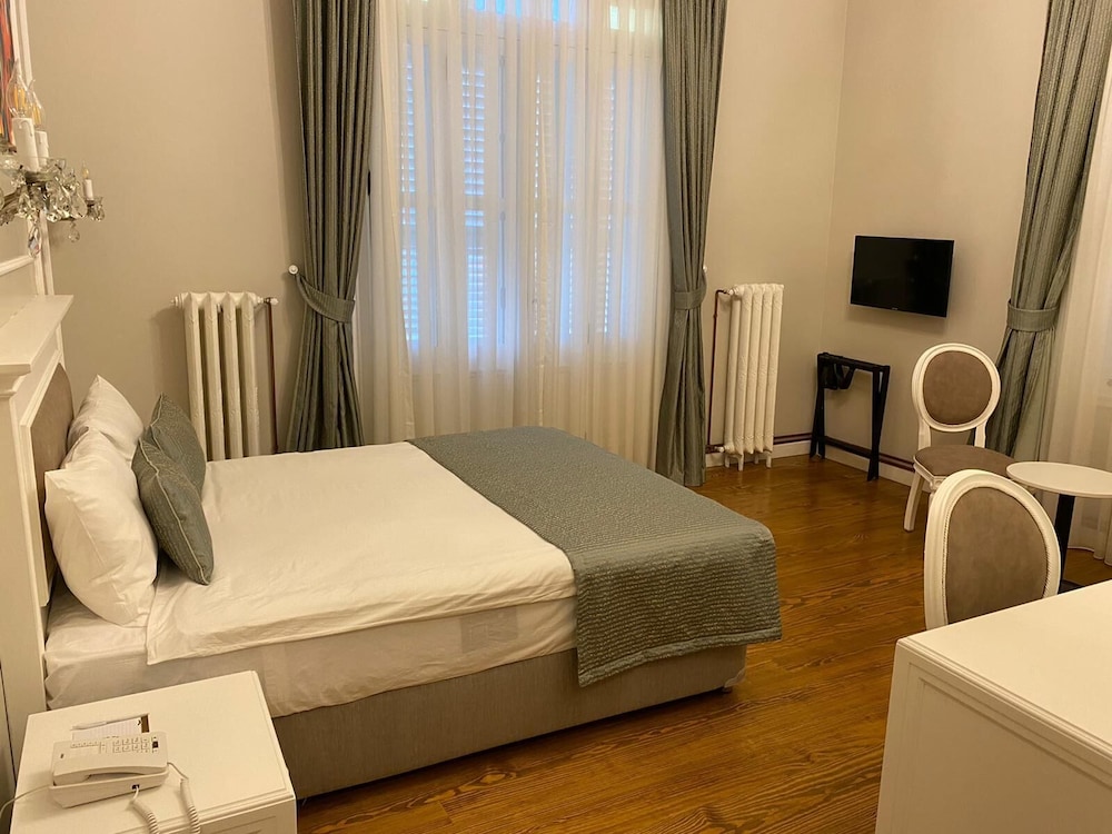 Triada Hotel Buyukada 23/60
