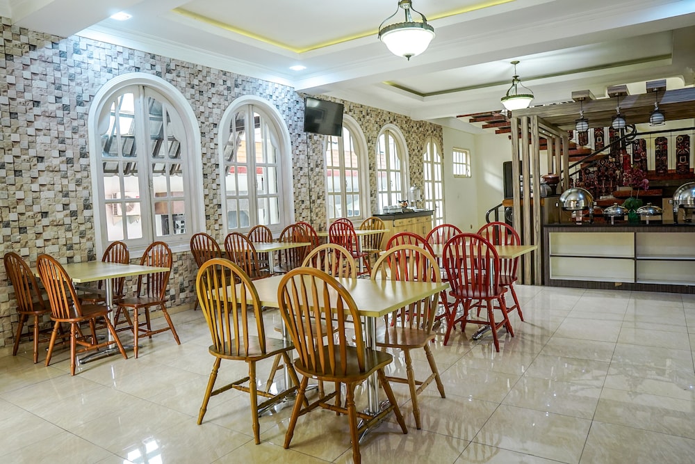 Airlangga Hotel 51/62