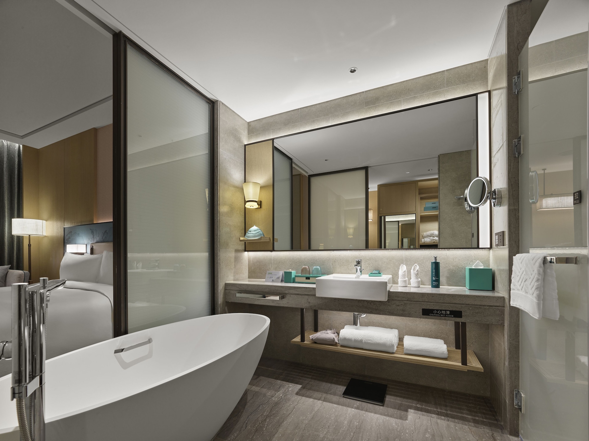 غرفة قياسية بسرير كينج، DoubleTree by Hilton Taizhou Shenxianju 10/10
