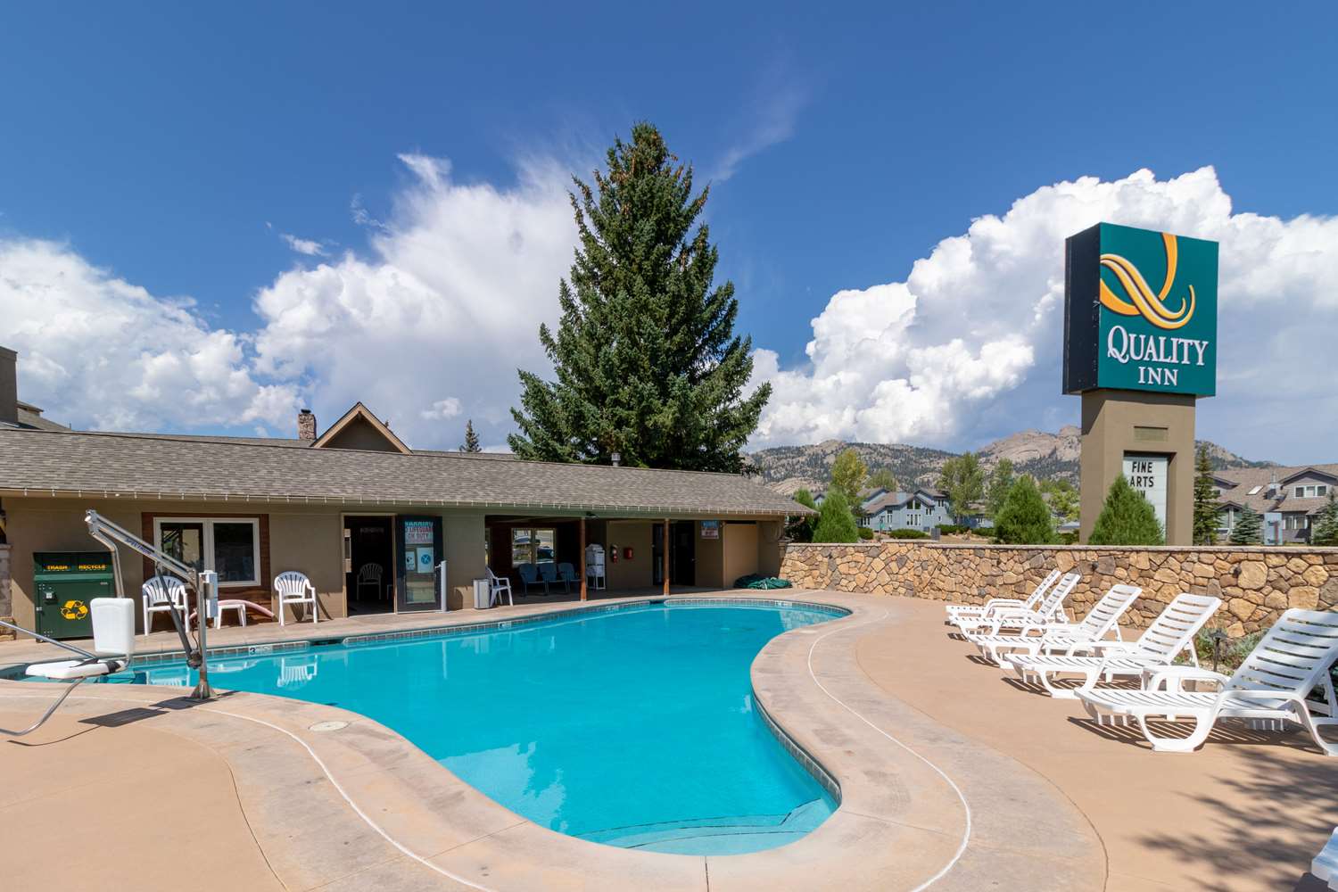 Quality Inn near Rocky Mountain National Park 17/17