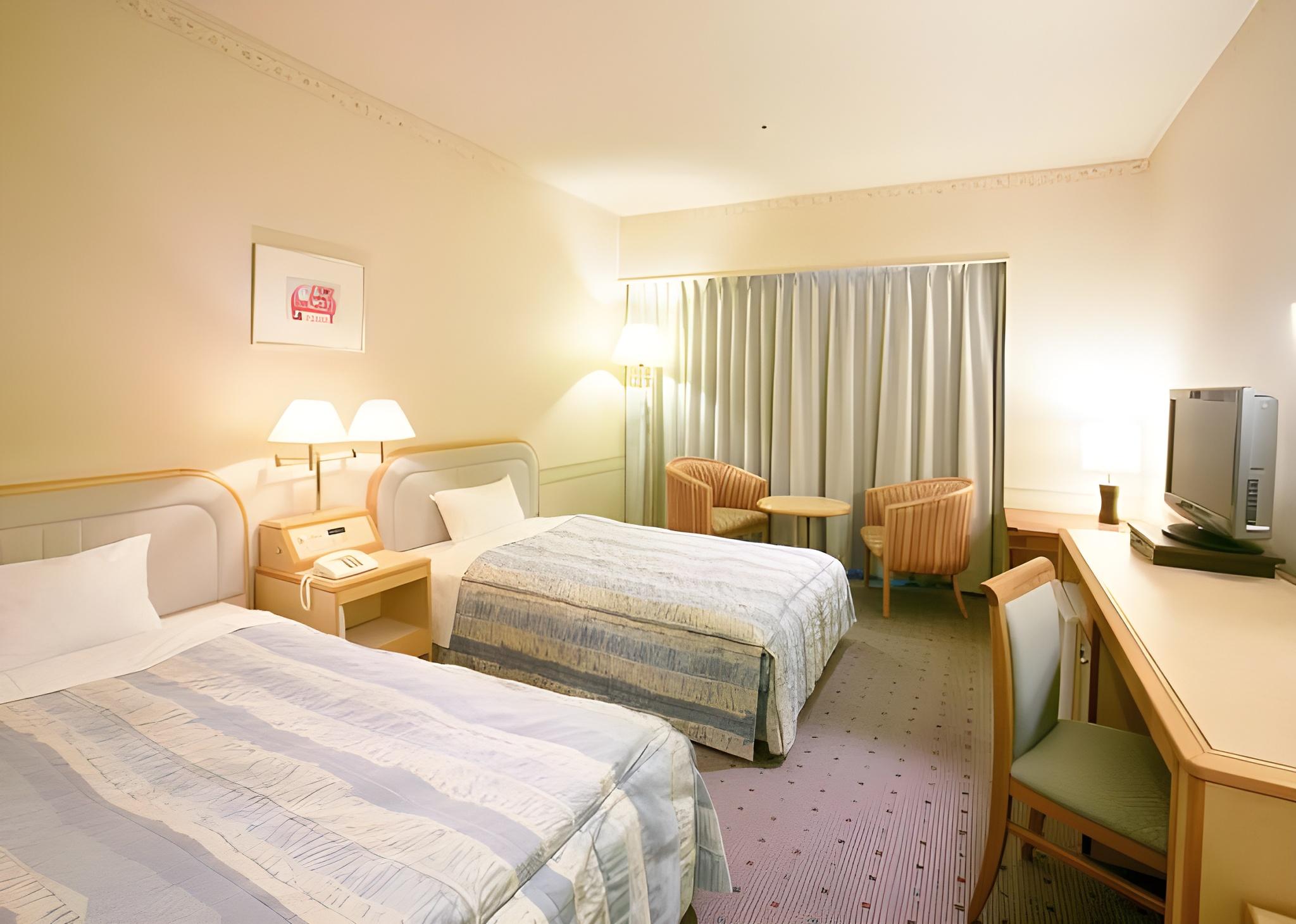 Deluxe, Twin Beds, New Wing
