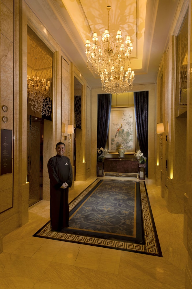 CONRAD DALIAN 10/47