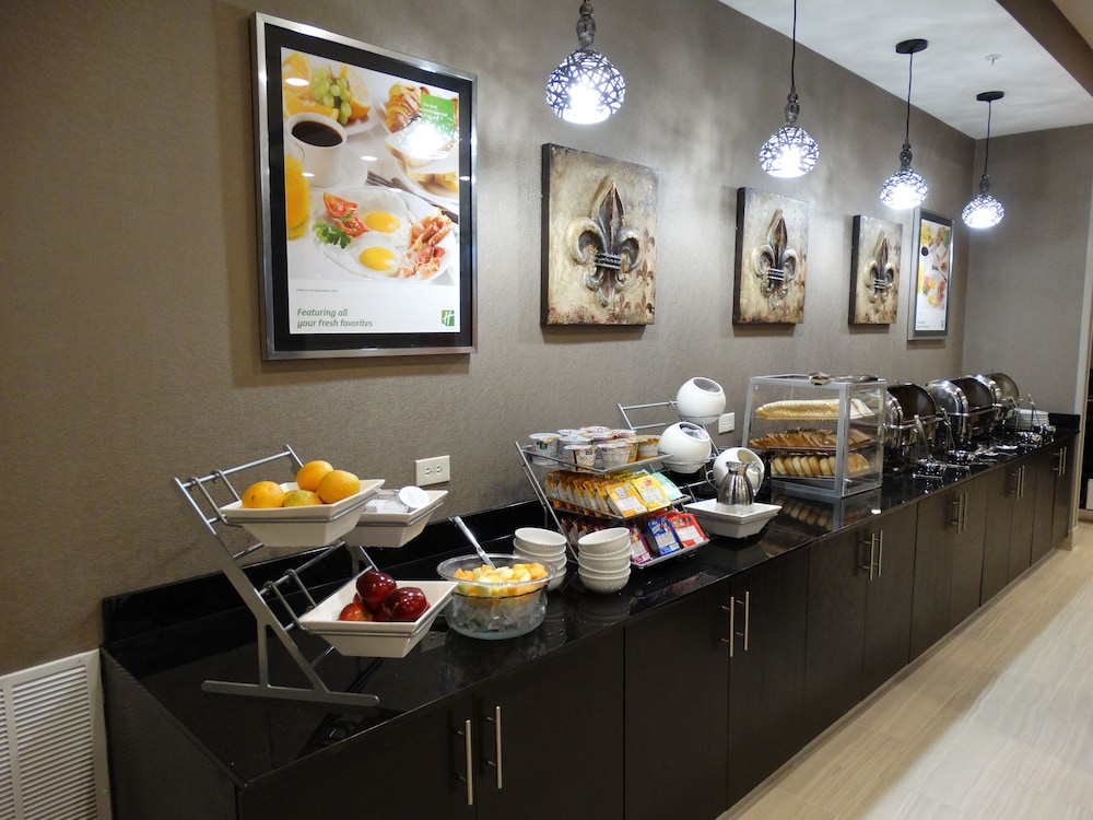 Holiday Inn Covington 34/47