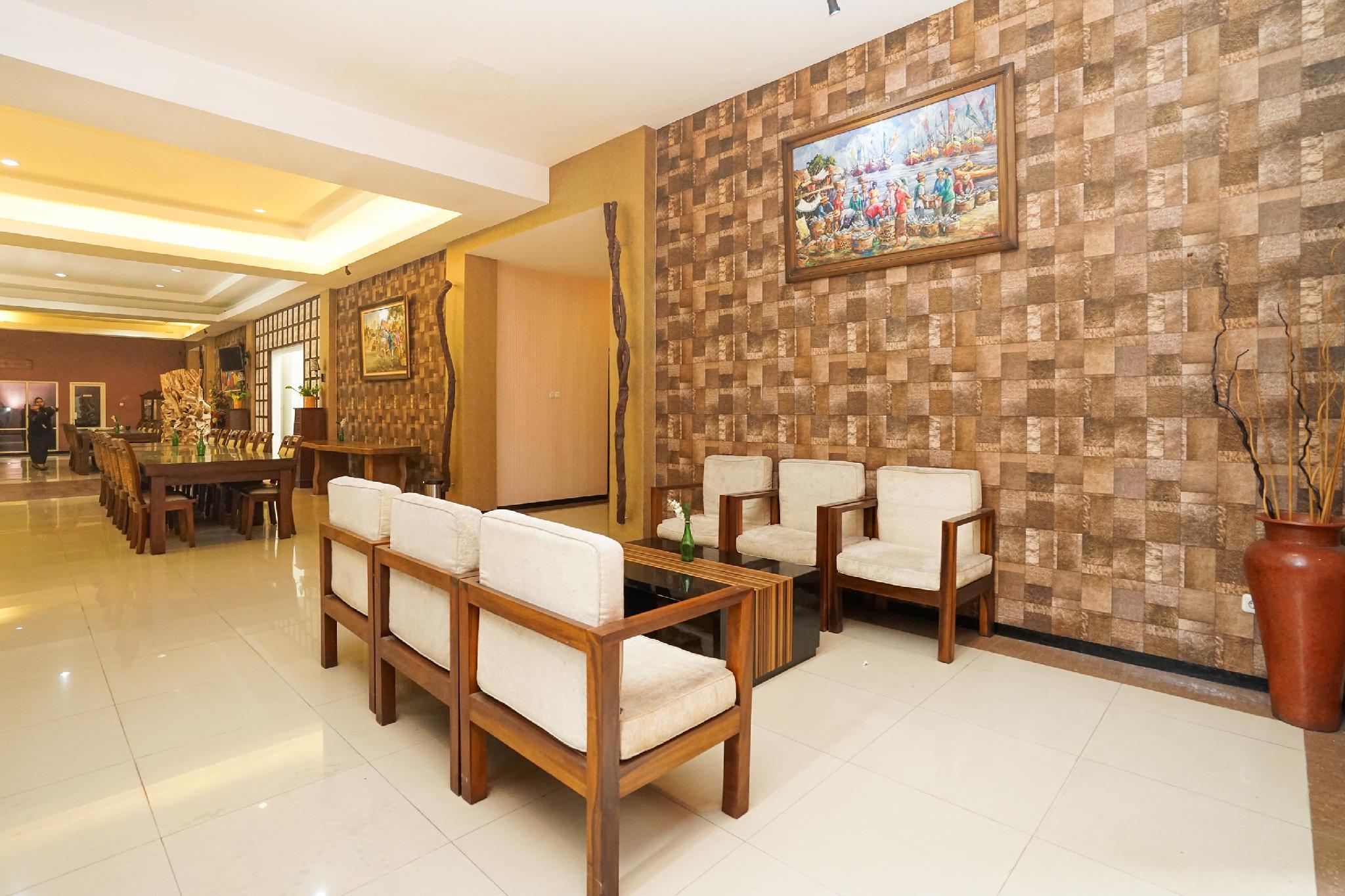 Oyo 282 Putri Utari Guest House 6/31