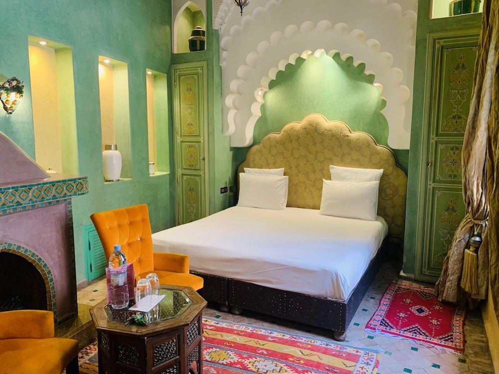 Riad Moullaoud 15/50