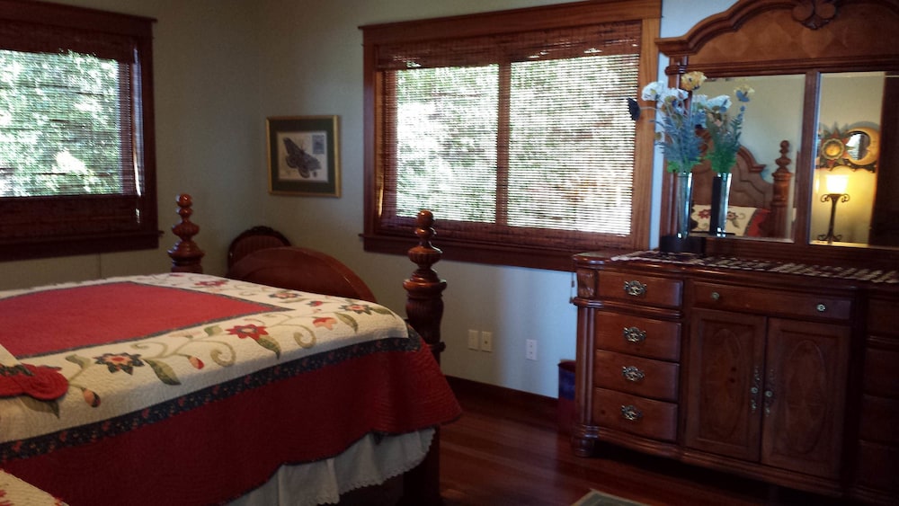 ROOM, QUEEN BED, OCEAN VIEW, PRIVATE BATHROOM