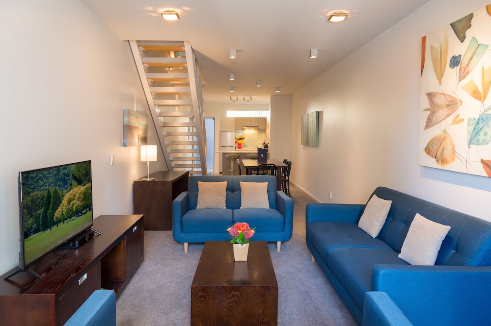 Boulcott Suites 50/70