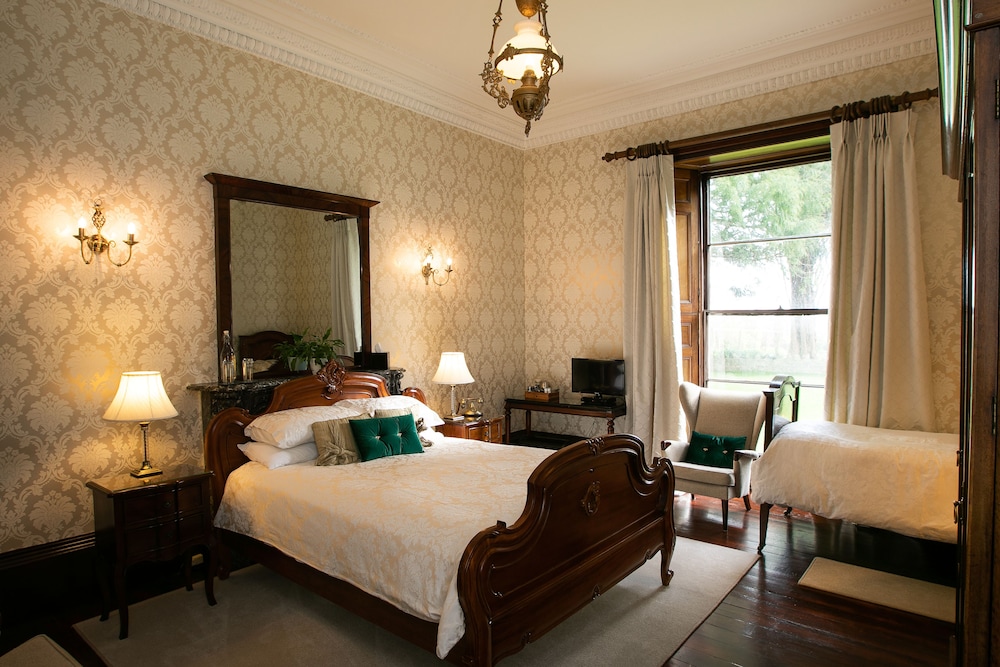 Room, Double or Twin Bed, Large, Ground Floor