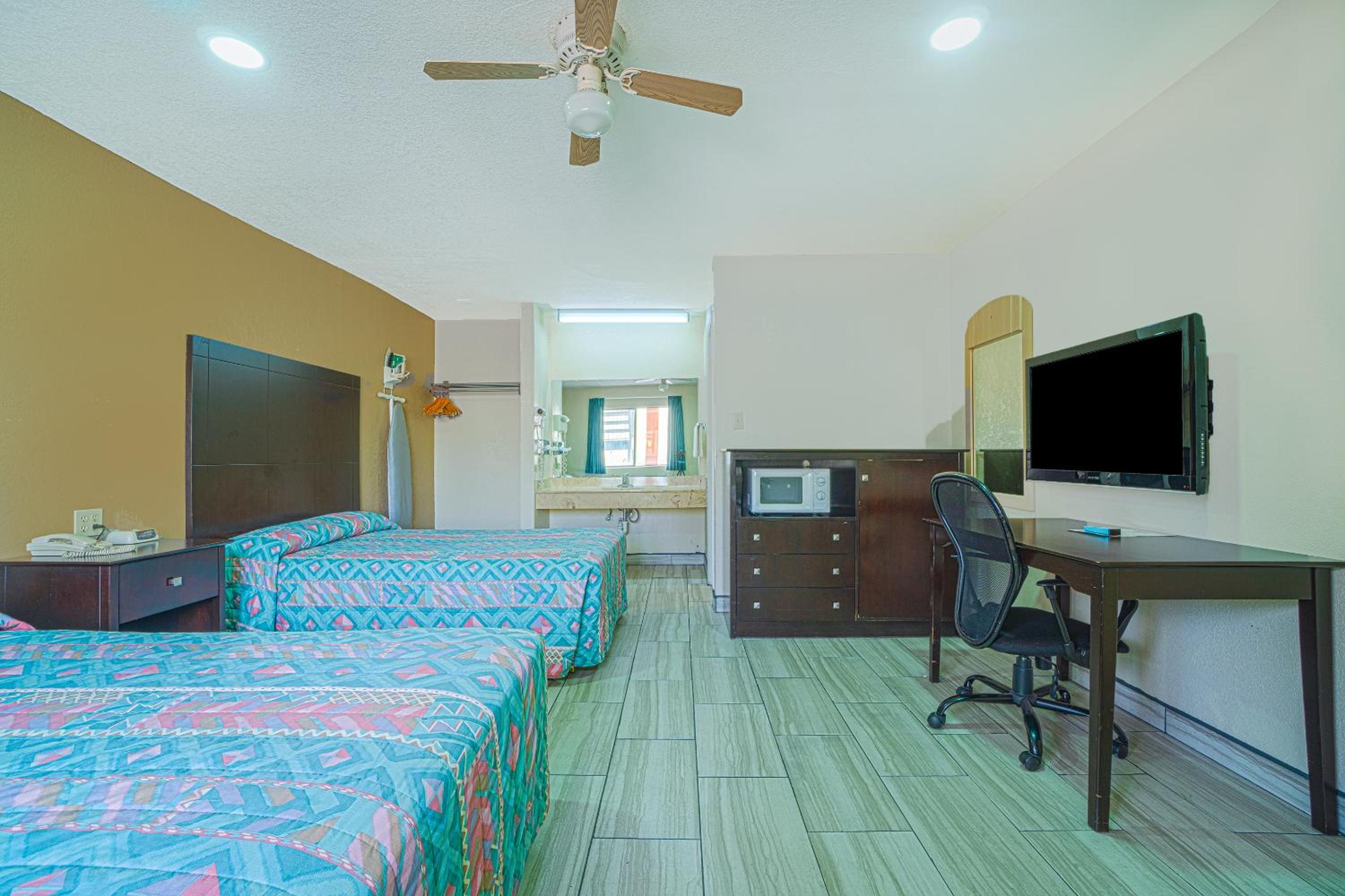 Executive Inn and Suites 36/50