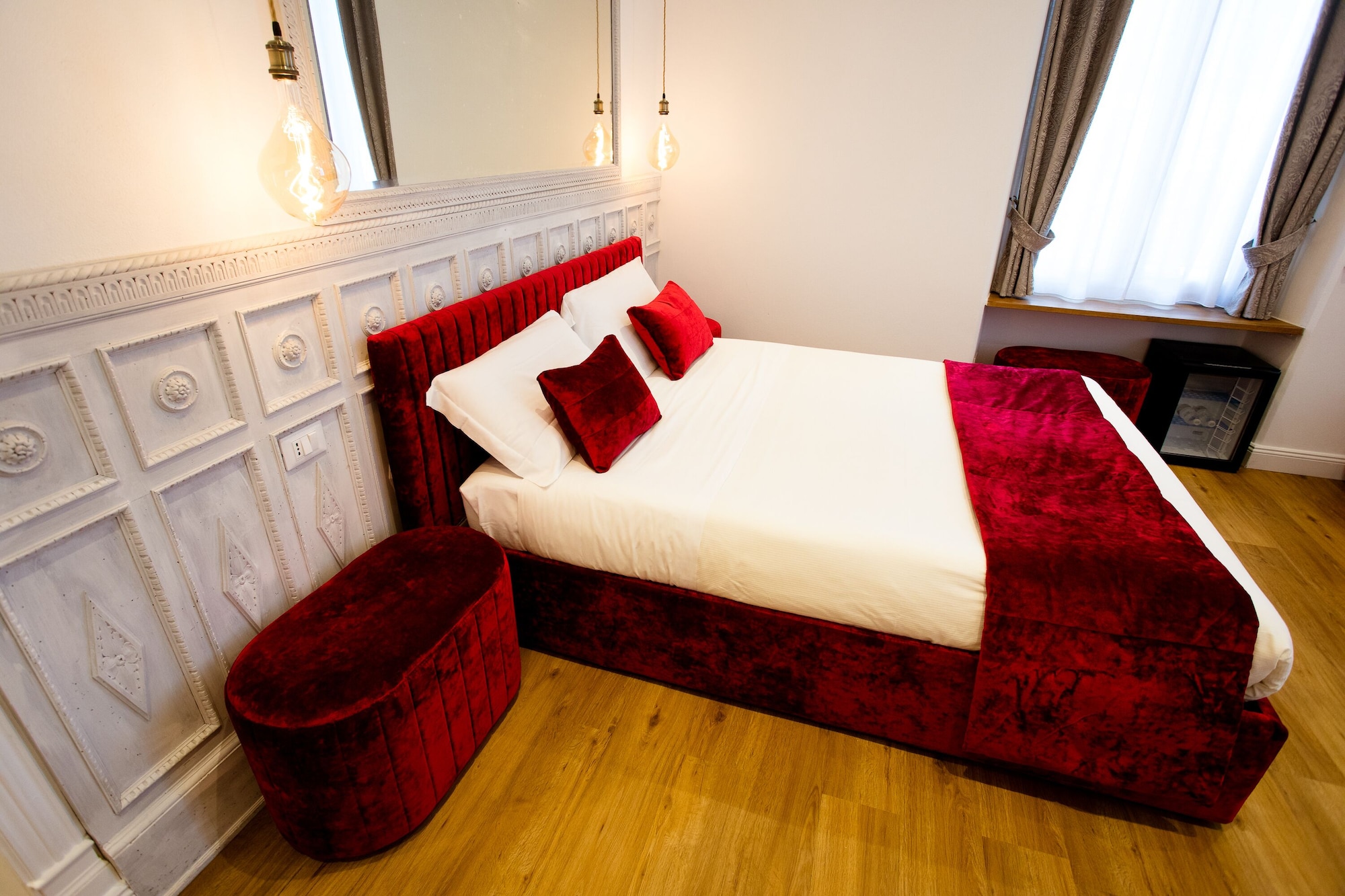 Deluxe, Double and Bunk Bed, Di Monale 75